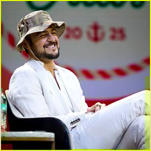 Why Tyler Hynes Got Boo’ed on Hallmark Christmas Cruise 2025 – There’s a Touching Reason!