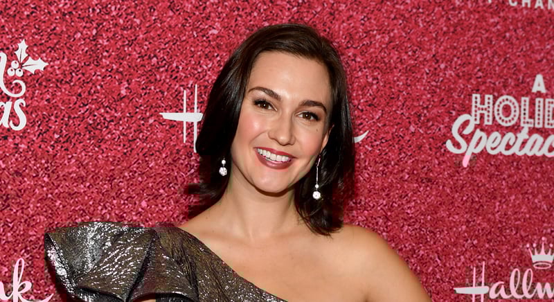 Katherine Barrell é solteira ou casada? O marido dela é um ex-co-estrela da Hallmark! | História de namoro, Hallmark Channel, Katherine Barrell, Ray Galletti | Notícias e fofocas sobre celebridades | Entretenimento, fotos e vídeos