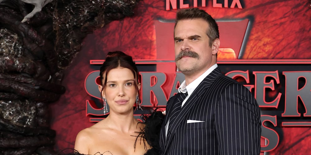 Millie Bobby Brown e David Harbor desistem do evento ‘Stranger Things’, citando dois motivos diferentes | David Harbor, Millie Bobby Brown, Coisas Estranhas | Notícias e fofocas sobre celebridades | Entretenimento, fotos e vídeos Millie Bobby Brown e David Harbor desistem do evento ‘Stranger Things’, citando dois motivos diferentes | David Harbor, Millie Bobby Brown, Coisas Estranhas | Notícias e fofocas sobre celebridades | Entretenimento, fotos e vídeos