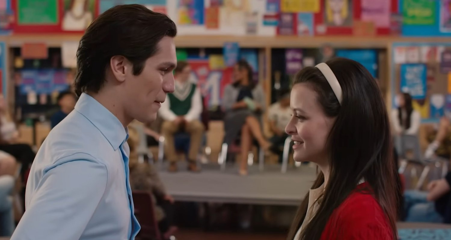 ‘The best way to Lose a Recognition Contest’ Trailer Debuts: Sara Waisglass Runs Class President Marketing campaign For Chase Hudson – Watch Now! ‘The best way to Lose a Recognition Contest’ Trailer Debuts: Sara Waisglass Runs Class President Marketing campaign For Chase Hudson – Watch Now!