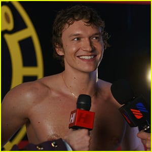 'Heated Rivalry' Star Reveals How He Got Those Glutes