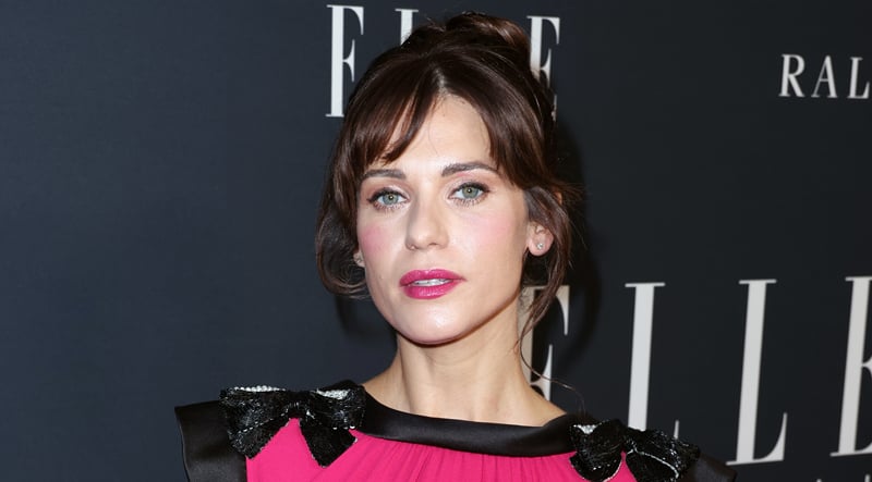 Lyndsy Fonseca da Hallmark é solteira ou casada? O marido dela também é ator! | História de namoro, Hallmark Channel, Lyndsy Fonseca, Noah Bean | Notícias e fofocas sobre celebridades | Entretenimento, fotos e vídeos