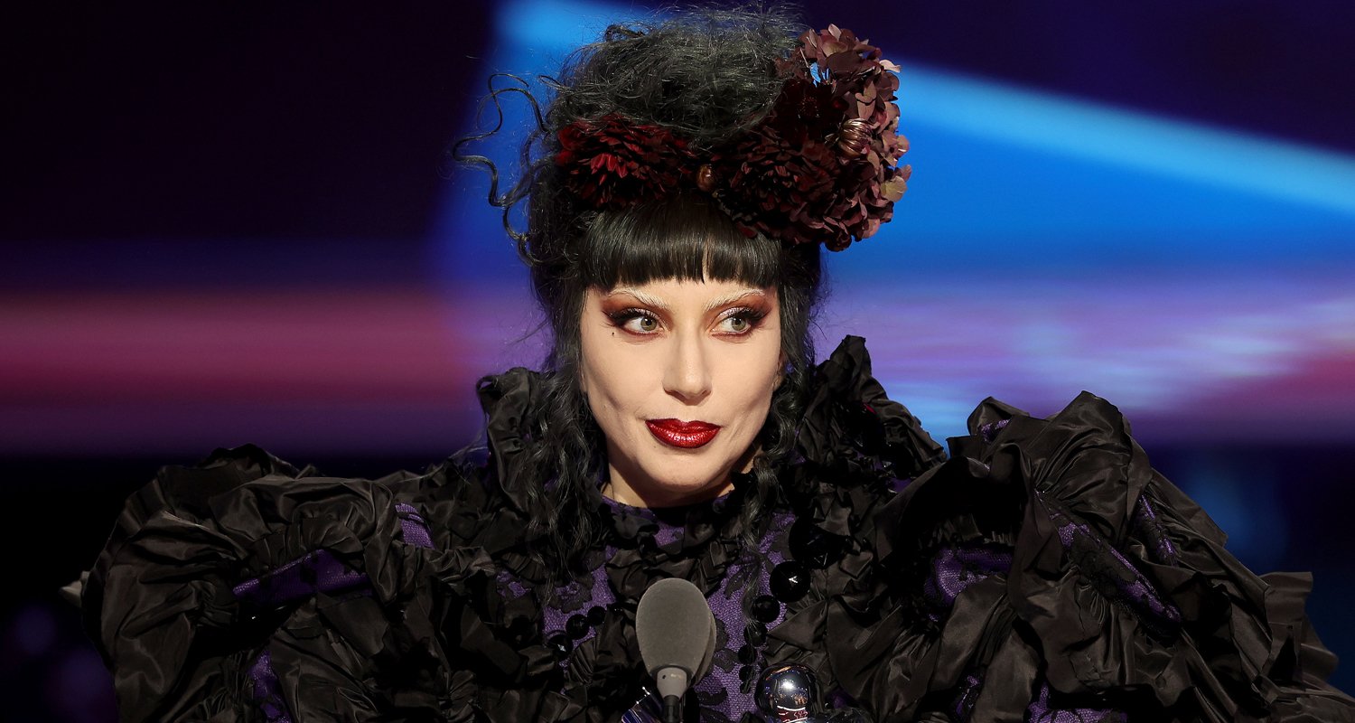 Lady Gaga detiene su concierto ‘Mayhem Ball’ en Sydney después de que su bailarina se cayera del escenario | Lady Gaga | Noticias y rumores de celebridades | Entretenimiento, fotos y vídeos