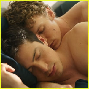 'Heated Rivalry' Stairwell Scene: Creator Shares What Intimacy Coordinator Asked About Unscripted Moment