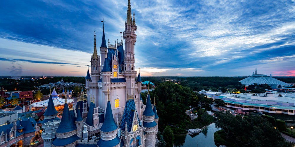 Vídeo de funcionário da Disney se torna viral depois que Boulder Prop o atinge, pessoa está se recuperando | parques da Disney, mundo da Disney, indiana jones, redes sociais | Notícias e fofocas sobre celebridades | Entretenimento, fotos e vídeos