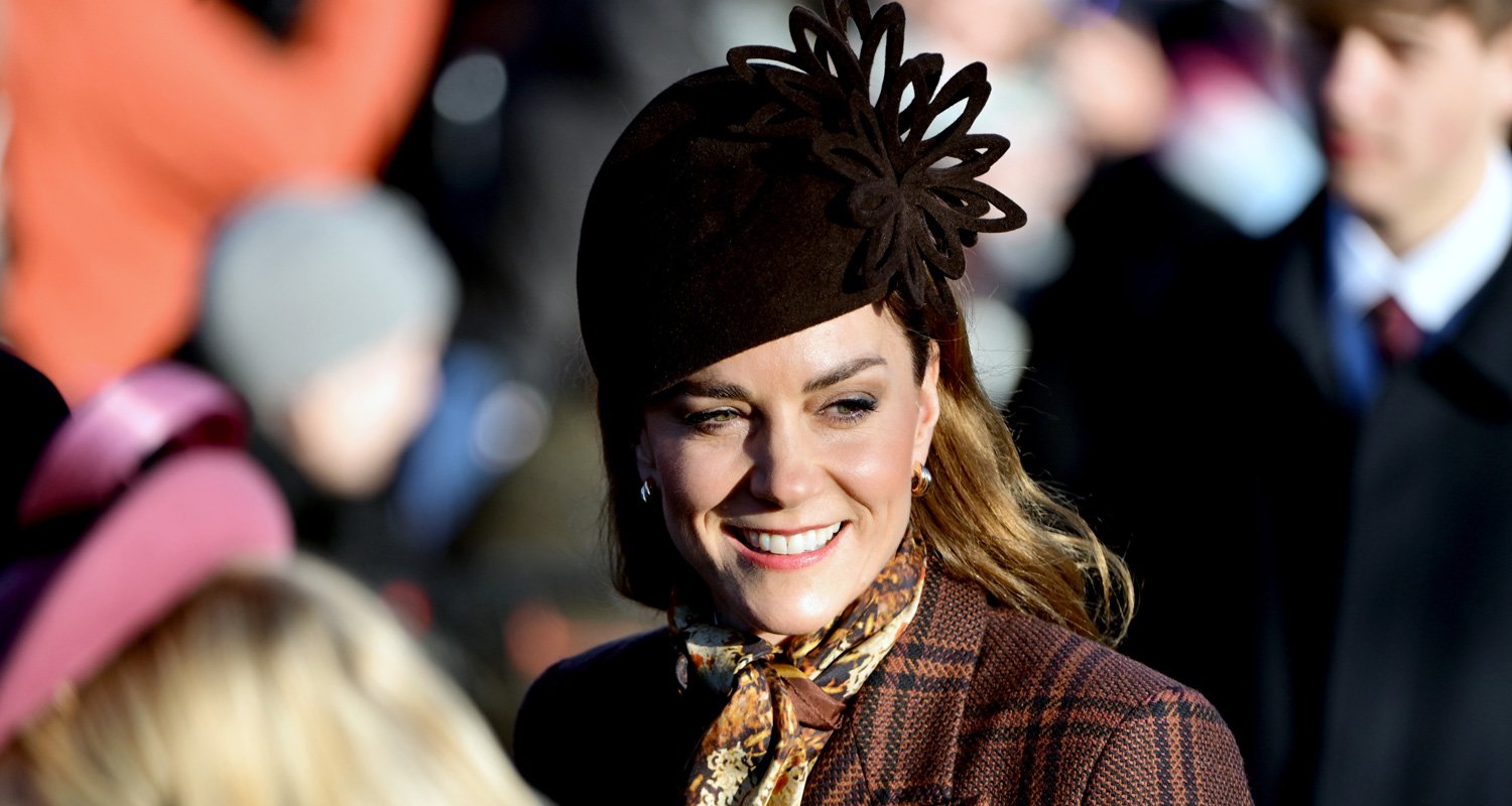 Detalhes do vestido de Natal da Princesa Catherine revelados, veja como comprar seu look! | Moda, Kate Middleton, Compras | Notícias e fofocas sobre celebridades | Entretenimento, fotos e vídeos