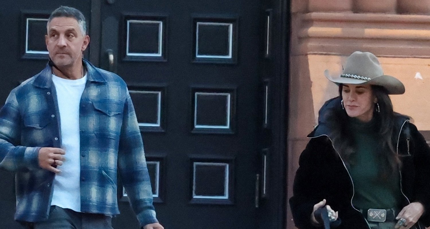 Kyle Richards e Mauricio se reúnem em Aspen para fazer compras em família antes do Natal | Alexia Umansky, Farrah Aldjufrie, Kyle Richards, Mauricio Umansky, Portia Umansky, Sophia Umansky | Notícias e fofocas sobre celebridades | Entretenimento, fotos e vídeos