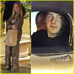 Margot Robbie & Husband Tom Ackerley Grab Dinner with Friends in L.A.