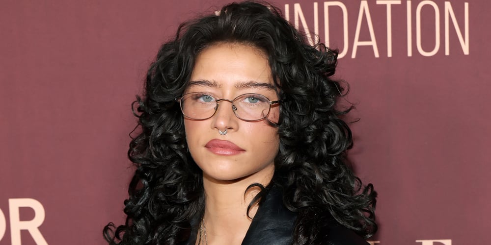 Qual é o verdadeiro nome de Odesa Azion? Renomear comentário | Felix Adlon, Odessa Adlon, Odessa Azion, Pamela Adlon | Notícias e fofocas sobre celebridades Entretenimento, fotos e vídeos Qual é o verdadeiro nome de Odesa Azion? Renomear comentário | Felix Adlon, Odessa Adlon, Odessa Azion, Pamela Adlon | Notícias e fofocas sobre celebridades Entretenimento, fotos e vídeos