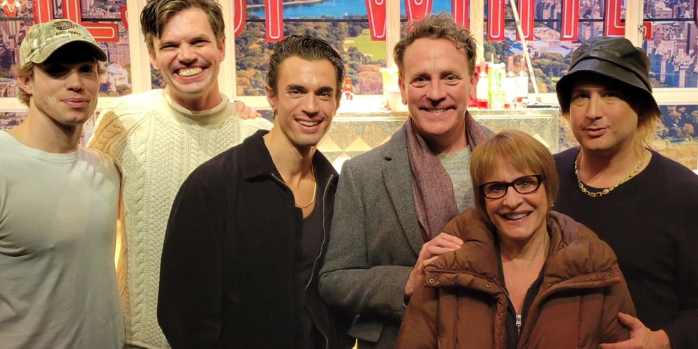 Patti LuPone pega ‘The Messy White Guys’ off-Broadway e vai aos bastidores com o elenco! | Patti LuPone | Notícias e fofocas sobre celebridades Entretenimento, fotos e vídeos
