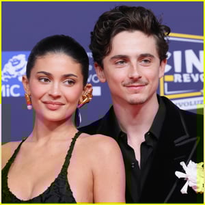 Kylie Jenner's Boyfriend Timothee Chalamet Featured on Kardashian-Jenner Family Gingerbread House for Christmas