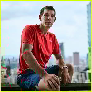 Why Alex Honnold's 'Skyscraper Live' Is Postponed: Netflix Announces New Date &amp; Time for Taipei 101 Climb