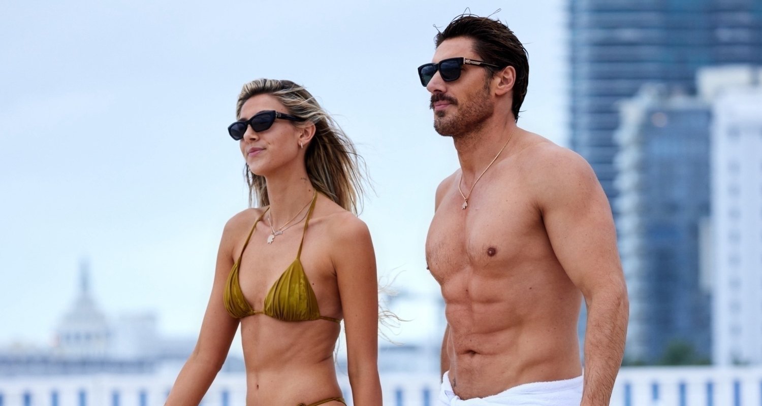 Chris Appleton mostra seu abdômen definido na praia de Miami com sua filha Kitty Blu | Biquíni, Chris Appleton, Appleton azul-gatinho, sem camisa | Notícias e fofocas sobre celebridades | Entretenimento, fotos e vídeos