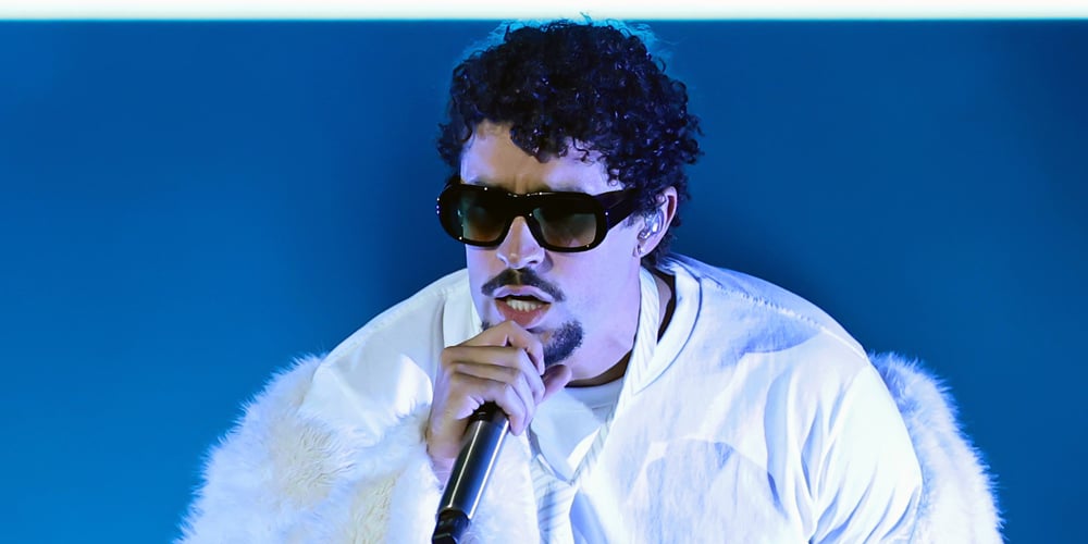 Quem está namorando Bad Rabbit? Rumores e histórico de namoro confirmado | Bad Bunny, Carlyse De La Cruz, EG, Evergreen, Gabriela Berlingeri, Kendall Jenner, Longform, Slideshow | Notícias e fofocas sobre celebridades Entretenimento, fotos e vídeos