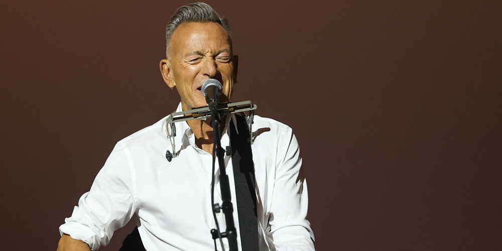 Bruce Springsteen Performs New Anti ICE Song For Minnesota S National Bruce Anti Ice Protest Social 