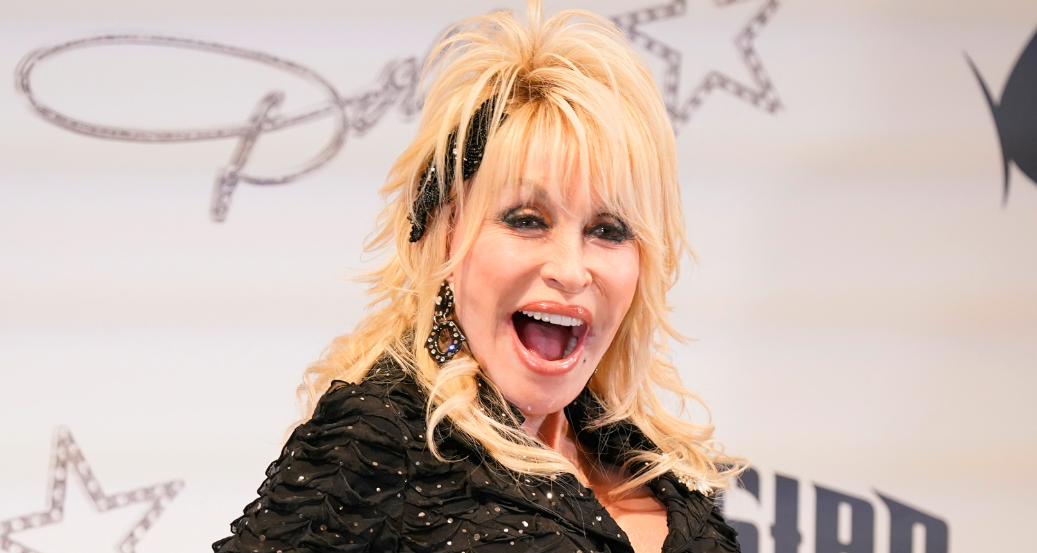 Dolly Parton brinca que “bateu em tantos cirurgiões plásticos” ao completar 80 anos | Dolly Parton | Notícias e fofocas sobre celebridades | Entretenimento, fotos e vídeos