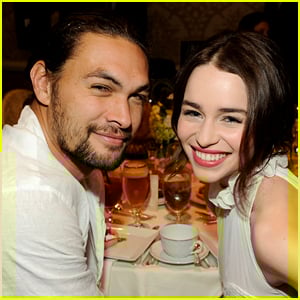 Game of Thrones’ Emilia Clarke & Jason Momoa Reunite for Impromptu Photo, 15 Years After Show Premiered!