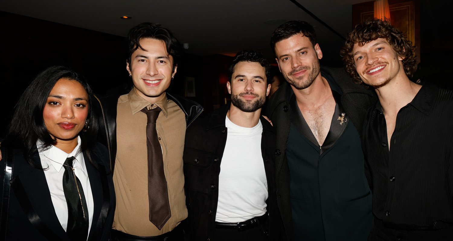 ‘Heroes’ é estrelado por Hudson Williams, Connor Storry e mais na festa Neon Golden Globes revelada como minutos de exibição maxi da HBO | Alden Ehrenreich, Alison Brie, Awkwafina, Aziz Ansori, Britt Lauer, Camila Mendes, Connor Storry, Dakota Fanning, Dave Franco, Delilah Belle, Derek Blasberg, Elle Fanning, François Arnaud, Heather Graham, Hudson Williams, Inga Ibsdotteri, Inga Ibsdotteri Trier, Kathryn Newton, Keegan-Michael Kay, Kevin Bacon, Kumail Nanjiani, Kyra Sedgwick, Lake Bell, Lee Byeong-Hoon, Mary Beth Baron, Meagan Camper, Nadi Bhabha, Park Chan-Wook, Patrick Ball, Pete Wentz, Renate Reinsve, Robbie Sandow, Rulan, Skarsgård, Tessa Thompson, Wagner Moura, Wally Baram | Notícias e fofocas sobre celebridades Entretenimento, fotos e vídeos ‘Heroes’ é estrelado por Hudson Williams, Connor Storry e mais na festa Neon Golden Globes revelada como minutos de exibição maxi da HBO | Alden Ehrenreich, Alison Brie, Awkwafina, Aziz Ansori, Britt Lauer, Camila Mendes, Connor Storry, Dakota Fanning, Dave Franco, Delilah Belle, Derek Blasberg, Elle Fanning, François Arnaud, Heather Graham, Hudson Williams, Inga Ibsdotteri, Inga Ibsdotteri Trier, Kathryn Newton, Keegan-Michael Kay, Kevin Bacon, Kumail Nanjiani, Kyra Sedgwick, Lake Bell, Lee Byeong-Hoon, Mary Beth Baron, Meagan Camper, Nadi Bhabha, Park Chan-Wook, Patrick Ball, Pete Wentz, Renate Reinsve, Robbie Sandow, Rulan, Skarsgård, Tessa Thompson, Wagner Moura, Wally Baram | Notícias e fofocas sobre celebridades Entretenimento, fotos e vídeos