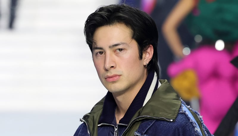 Hudson Williams revela sus preferencias sobre el vello corporal en una respuesta extremadamente detallada: ¡míralo ahora! | HudsonWilliams | Noticias y rumores de celebridades | Entretenimiento, fotos y vídeos