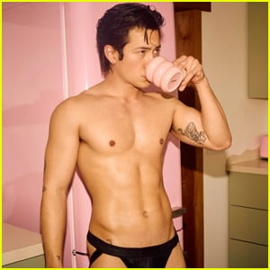 Hudson Williams Goes Shirtless in Steamy 'Wonderland Magazine' Shoot: See Every Hot Photo