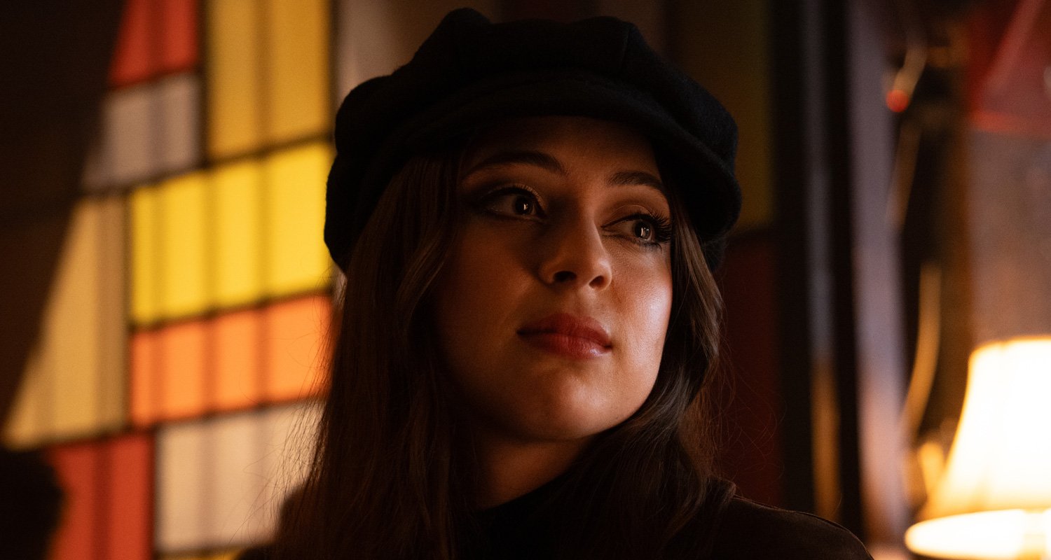 Lizzie McAlpine está estrelando a terceira temporada de ‘School Spirits’ e isso é graças a Milo Manheim! | Elenco, Lizzy McAlpine, Espíritos Escolares, Televisão | Notícias e fofocas sobre celebridades Entretenimento, fotos e vídeos