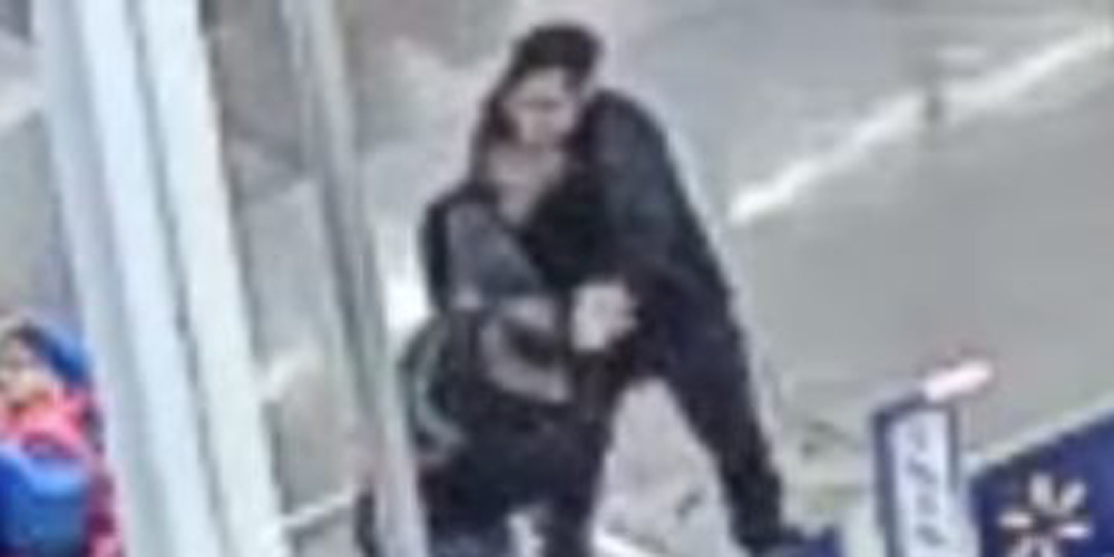 Pai ferido em briga com sequestrador que tentou tirar bebê de carrinho no Walmart: Polícia | Crime, Interesse Humano, Walmart | Notícias e fofocas sobre celebridades Entretenimento, fotos e vídeos Pai ferido em briga com sequestrador que tentou tirar bebê de carrinho no Walmart: Polícia | Crime, Interesse Humano, Walmart | Notícias e fofocas sobre celebridades Entretenimento, fotos e vídeos