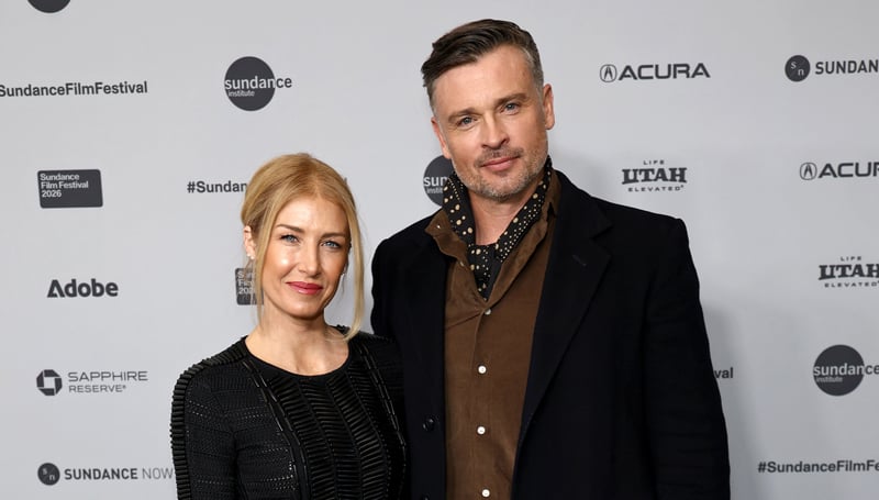 Tom Welling de Smallville hace una rara aparición con su esposa Jessica en el estreno de la película en Sundance | Festival de Cine de Sundance 2026, Aimee García, Cassidy Freeman, Garrett Wareing, Iliza Shlesinger, Jessica Rose Lee, Kristin Slaysman, Lauren Aboulafia, Tom Welling | Noticias y rumores de celebridades | Entretenimiento, fotos y vídeos