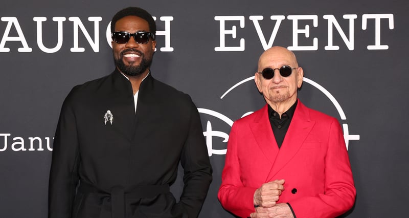 Marvel estreia nova série de ‘Homem Maravilha’ em Hollywood, estrelada por Yahya Abdul-Mateen II, Ben Kingsley e mais! | Arian Moayed, Ben Kingsley, Byron Bowers, Demetrius Grosse, Destin Daniel Cretton, Marvel, Shola Adewusi, Homem Maravilha, X Mayo, Yahya Abdul-Mateen II, Zlatko Buric | Notícias e fofocas sobre celebridades | Entretenimento, fotos e vídeos