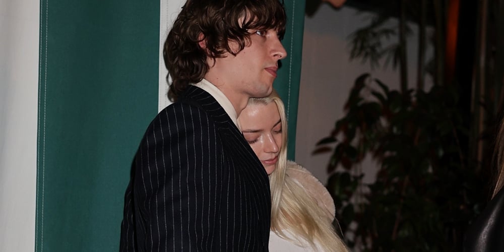 Anya Taylor-Joy e marido Malcolm McRae desfrutam de um almoço aconchegante em Los Angeles | Anya Taylor Joy, Malcolm McRae | Notícias e fofocas sobre celebridades Entretenimento, fotos e vídeos