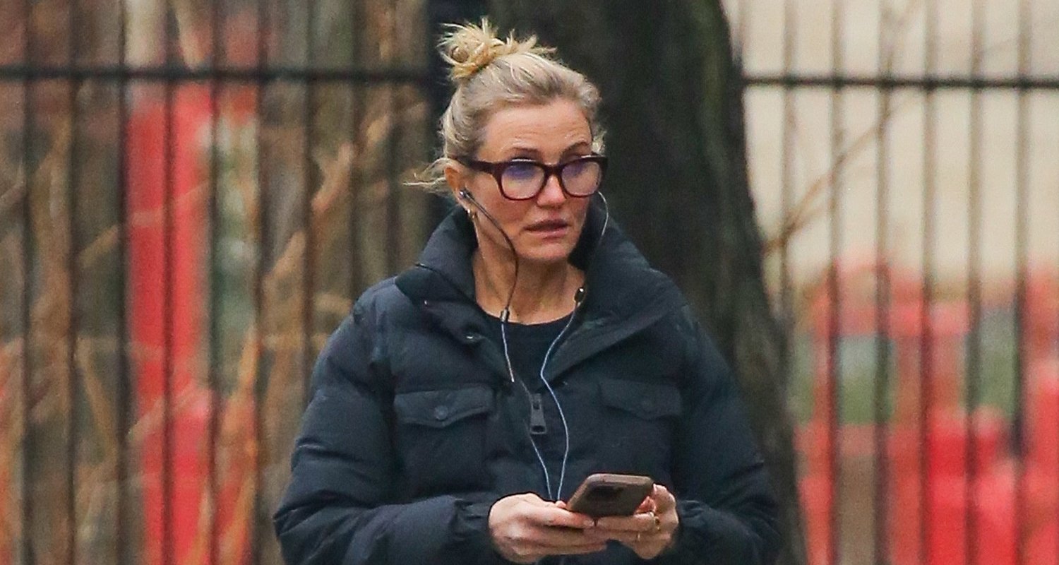 Cameron Diaz vai passear no parque durante o dia em Nova York Cameron Diaz | Notícias e fofocas sobre celebridades Entretenimento, fotos e vídeos