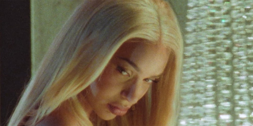 Letra de ‘Choque’ e tradução em inglês: Bad Gyal colabora com a lenda do reggaeton Chencho Corleone | Bad Gyal, Chencho Corleone, Looney Tunes, Plano B | Notícias e fofocas sobre celebridades Entretenimento, fotos e vídeos