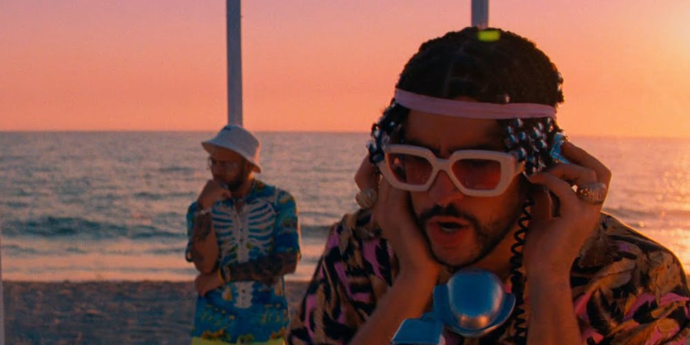 ‘DÁKITI’ Lyrics, English Translation & Meaning: Bad Bunny’s Jhayco Collab Becomes Super Bowl Betting Favorite | Bad Bunny, Jhay Cortez, JHAYCO, Kalshi, Lyrics, Music | Celebrity News and Gossip | Entertainment, Photos and Videos