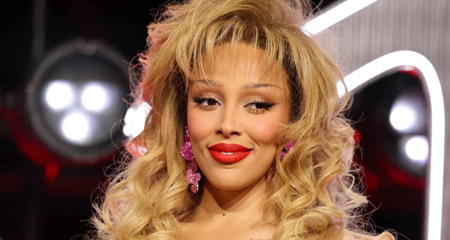 Doja Cat Tells Celebrities to ‘Shut the F–k Up,’ Says to ‘Be Mysterious’