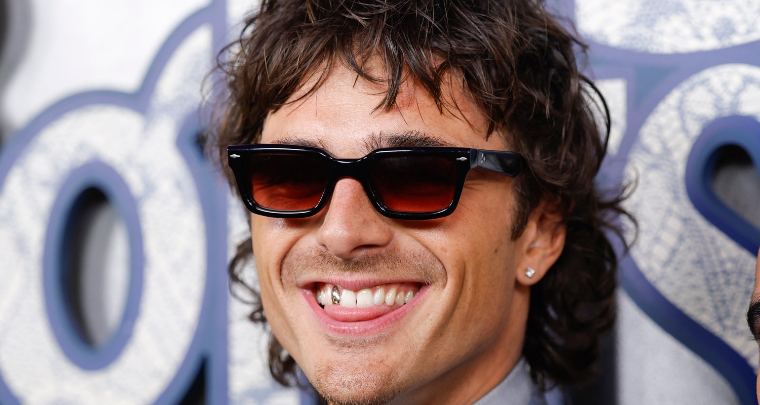 O dente de ouro de Jacob Elordi tem uma conexão de “alta altitude”!