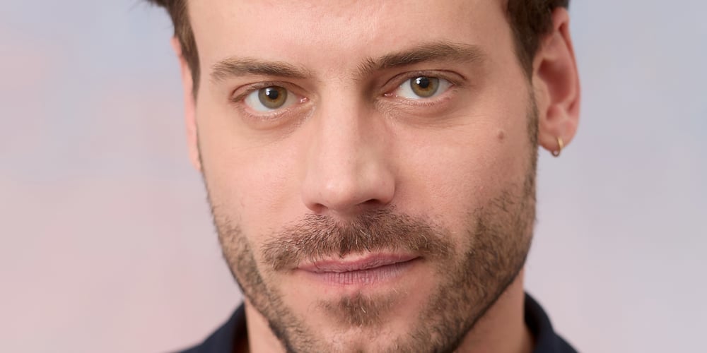 François Arnaud Talks Turning 40, Reveals He Tested for ’50 Shades of Grey’ & Addresses His ‘Heated Rivalry’ Co-Stars’ Rise to Fame | 50 Shades of Grey, Connor Storrie, Francois Arnaud, Heated Rivalry, Hudson Williams, Robbie G.K. | Celebrity News and Gossip | Entertainment, Photos and Videos