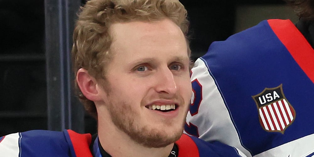 O jogador de hóquei no gelo masculino dos EUA, Jake Guentzel, explica por que se recusou a visitar Donald Trump e a Casa Branca | Donald Trump, Hóquei, Jake Guentzel, Política | Notícias e fofocas sobre celebridades Entretenimento, fotos e vídeos