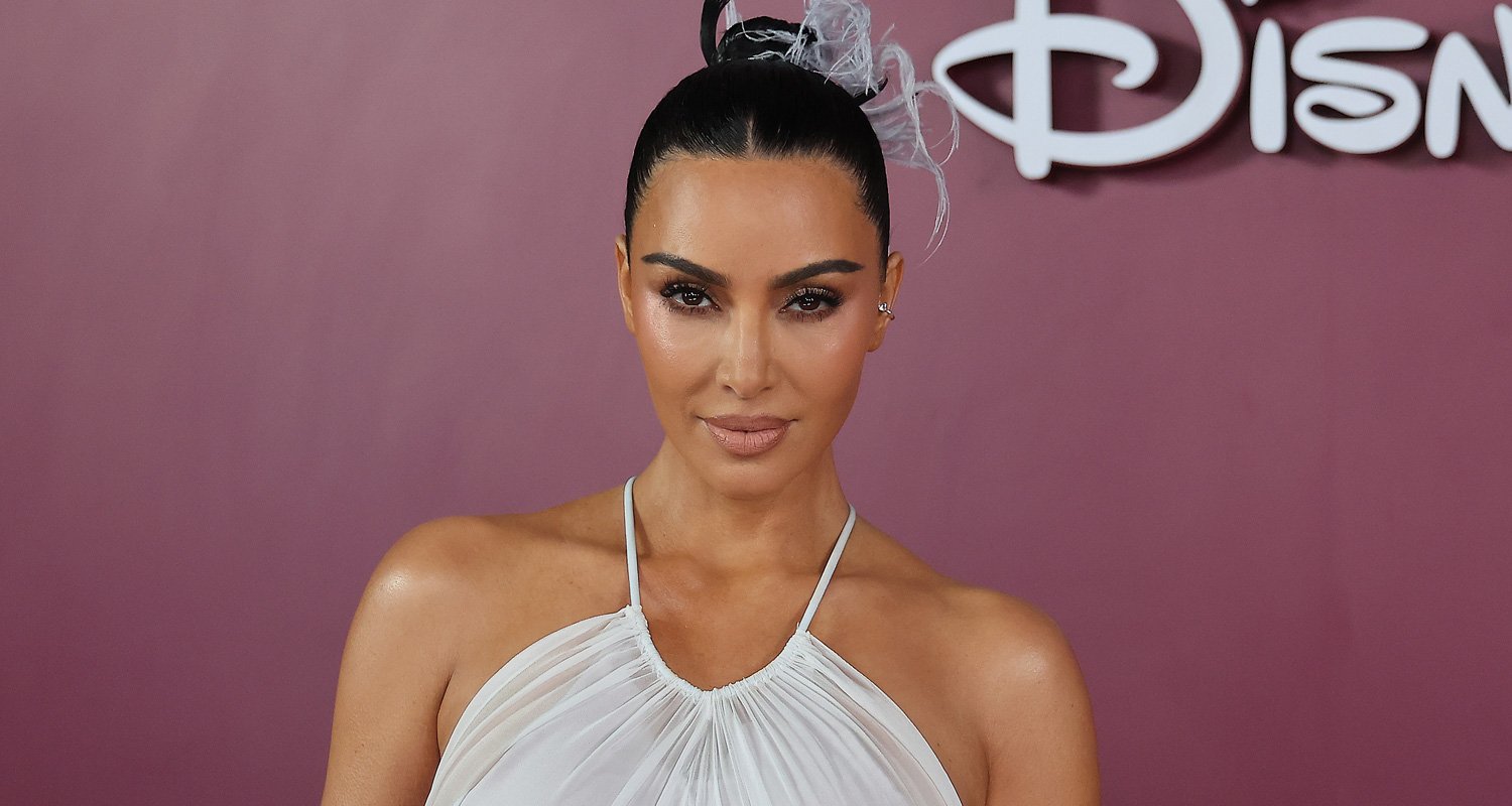 Kim Kardashian anuncia atualização sobre bebidas energéticas e junta-se ao lançamento de nova bebida sem cafeína | comida, Kim Kardashian, compras | Notícias e fofocas sobre celebridades Entretenimento, fotos e vídeos