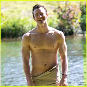 Luke Thompson’s Shirtless Photos from ‘Bridgerton’ Season 4 Lake Scene Revealed!