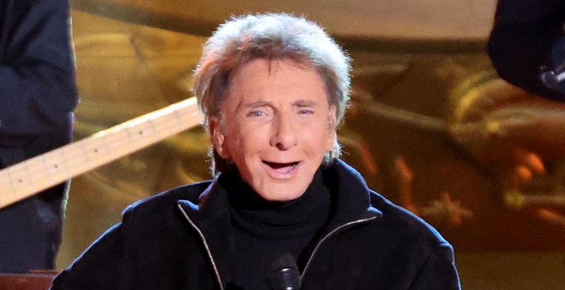 Barry Manilow Postpones Las Vegas Residency After Lung Cancer Surgery