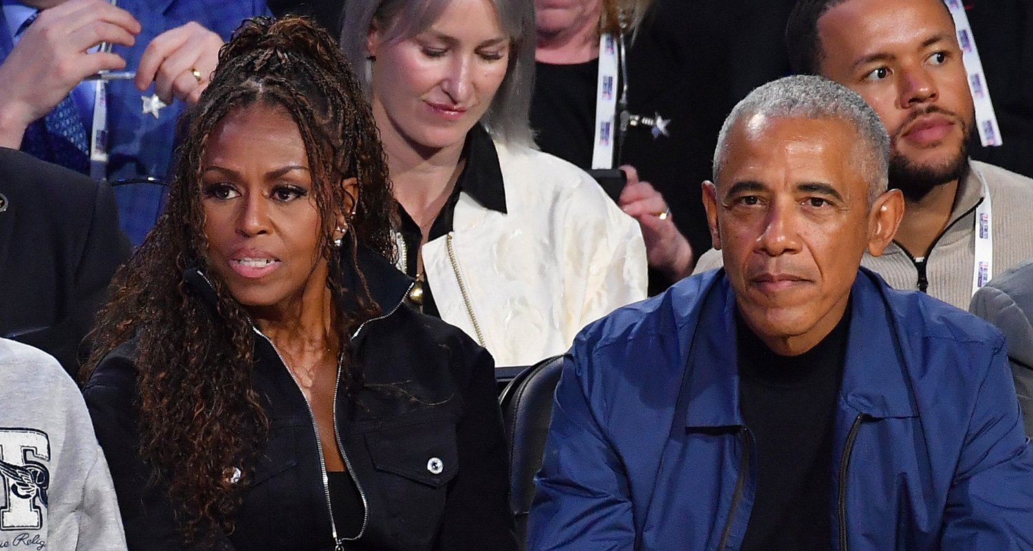 Barack e Michelle Obama e várias outras celebridades conferem os assentos na quadra do jogo All-Star da NBA | 2 Chainz, Allen Iverson, Anthony Anderson, Charlie Puth, Chris Ivery, Cookie Johnson, Damson Idris, Drederic Irving, Dwight Howard, Ebony Nichols, Ellen Pompeo, Eudoxie Mbugengu, Fat Joe, Glorilla, Guishan Fieri, Kelly Rowland, Kyrie Irving, Lisa Leslie, Ludacris, Magic Johnson, Mark Cuban, Michael Rubin, NBA, Queen Latifah, Sarah McLachlan, Shaboozi, Spike Lee, Esportes, Sterling K Brown, Teyana Taylor, Tim Weatherspoon, Vin Diesel | Notícias e fofocas sobre celebridades Entretenimento, fotos e vídeos