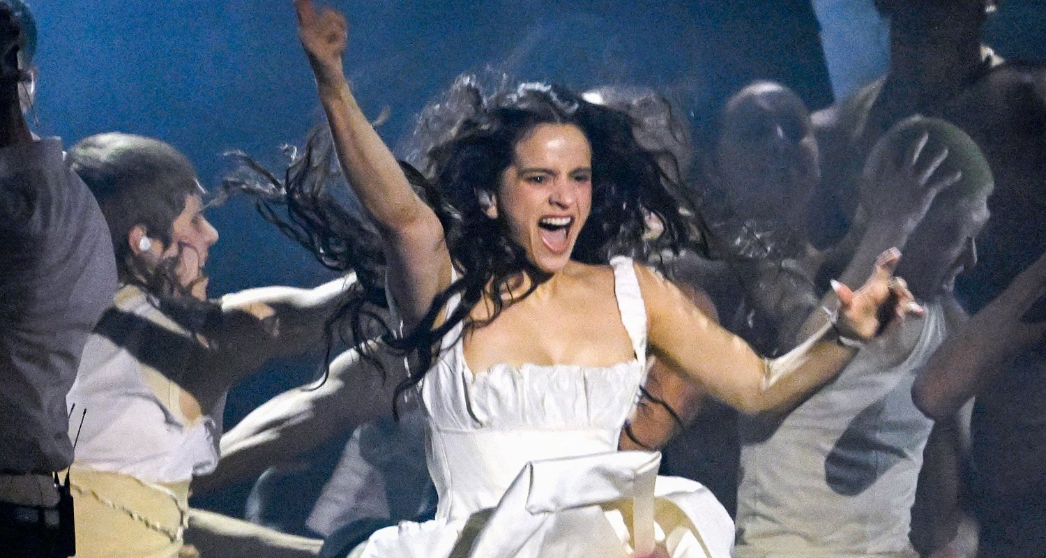 Rosalia mostra suas habilidades operísticas ao interpretar ‘Bergaine’ no BRIT Awards 2026 – Assista agora! | 2026 Brit Awards, Brit Awards, Rosália | Notícias e fofocas sobre celebridades Entretenimento, fotos e vídeos