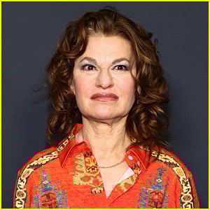 Sandra Bernhard Joins 'The White Lotus' Season 4 Cast!