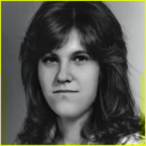 Um corpo humano foi descoberto na Flórida há 48 anos, o de uma mulher que foi vista pela última vez andando em um caminhão com motorista desconhecido.