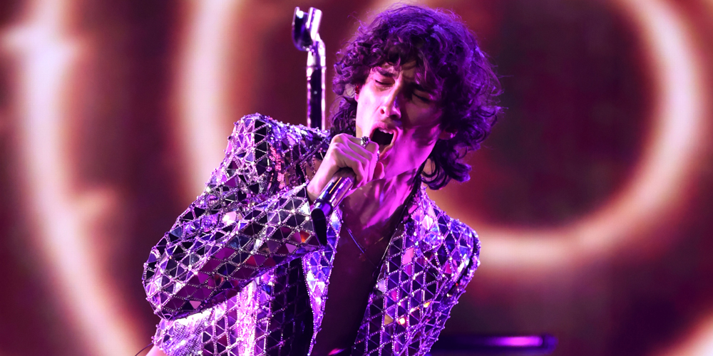 Sombr Shimmers With ’12 to 12′ Grammys 2026 Performance | 2026 Grammys, Grammys, Music, Sombr | Celebrity News and Gossip | Entertainment, Photos and Videos