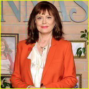 Susan Sarandon Says She’s Been Blacklisted by Hollywood Since Speaking About Gaza & Calling for a Ceasefire