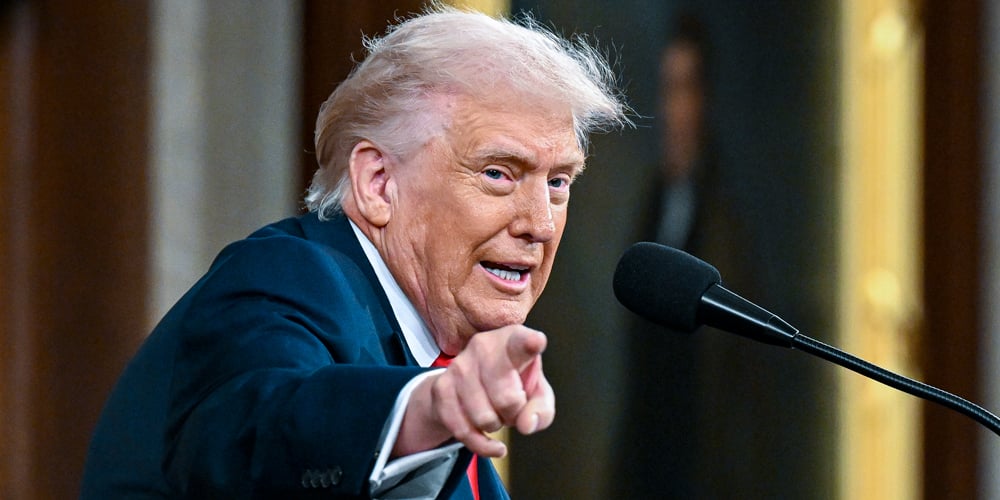 Trump sugeriu deportar Robert De Niro e outros inimigos, embora a maioria deles sejam cidadãos dos EUA | Donald Trump, Ilhan Omar, Política, Rashida Tlaib, Robert De Niro | Notícias e fofocas sobre celebridades Entretenimento, fotos e vídeos