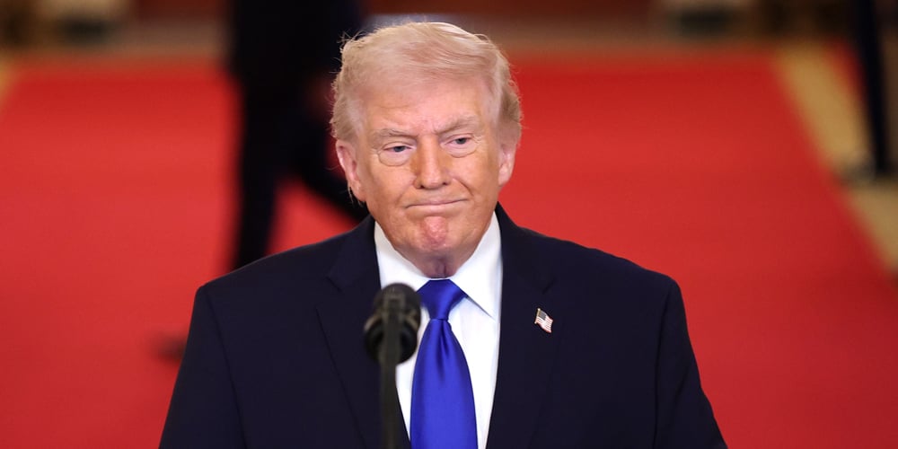 Casa Branca retira arquivos de Epstein, incluindo entrevistas com acusador de Trump, após processo do DOJ | Donald Trump, Os Arquivos Epstein, Jeffrey Epstein, Política | Notícias e fofocas sobre celebridades Entretenimento, fotos e vídeos