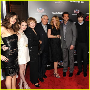 Richest 'Valentine's Day' Movie Stars Revealed, Estimated Net Worth Ranked