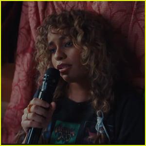   Bella Kay ottiene il primo successo nella Billboard Hot 100 mentre la canzone diventa virale su TikTok