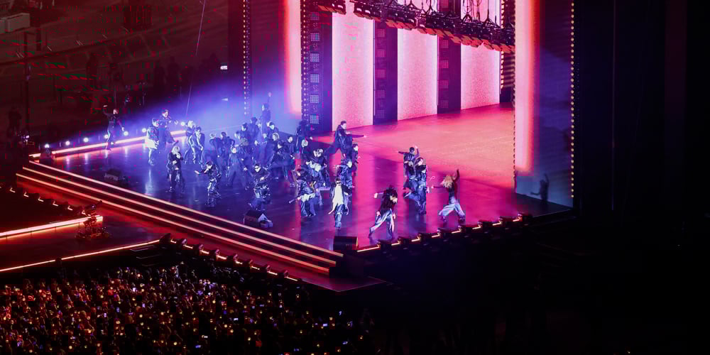 Letra, tradução e significado de ‘FYA’: Canção de detalhamento de ‘Arirang’ do BTS | BTS, Letras, Música | Notícias e fofocas sobre celebridades Entretenimento, fotos e vídeos